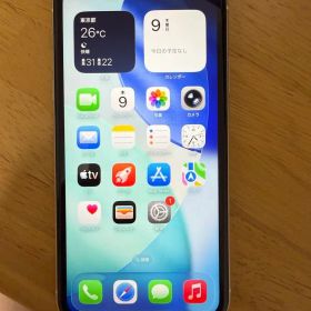 iPhone 11 64GB ホワイト 本体 docomo回線バッテリー100%