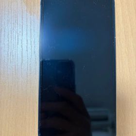 iPhone13（背面傷あり）