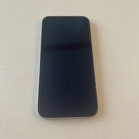 Apple iPhone 13 本体 ホワイト