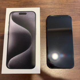 【美品】Apple iPhone 15 Pro 128GB ブラックアイフォン