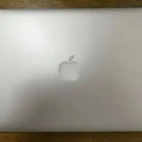 Apple MacBook Air 2015 本体