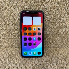 Apple iPhone 11 64GB ブラック MHDA3J/A