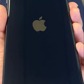 Apple iPhone SE 第2世代 ブラック 本体