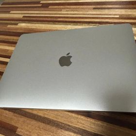 Macbook Pro 13" 2017 A1706 16GB 256