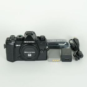 [美品 | シャッター数3,000回] OM SYSTEM OM-5 [ボディ ブラック] | マイクロフォーサーズマウント