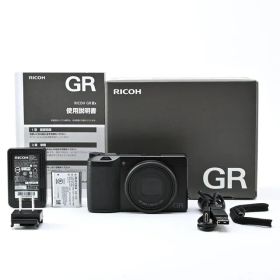 ＜美品＞ RICOH GR IIIx HDF｜高級コンパクトデジタルカメラ｜シャッター数1,178枚｜外観新品同様｜光学良好｜極小塗装はがれあり｜安心の美品