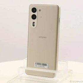 ソフマップ 〔中古品〕 arrows We2 Plus 256GB シャンパンシルバー M06 楽天 SIMフリー【377】