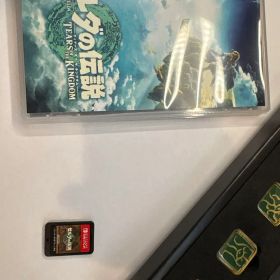 ゼルダの伝説 ティアーズ オブ ザ キングダム Switch ソフト&バッジ