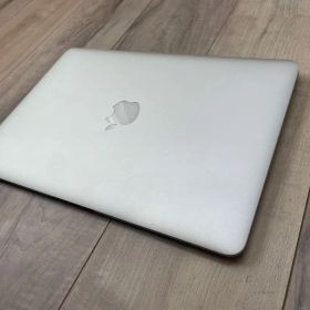 Apple MacBook Air 2017 8GB 128GB 美品