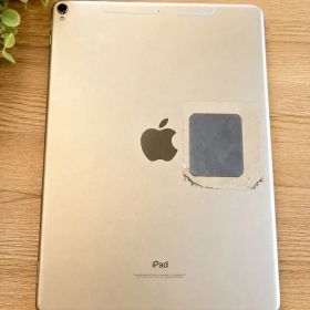 iPad Pro 10.5 ジャンク キーボード付