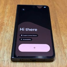 Google Pixel Fold 中古 55,000円 | ネット最安値の価格比較 プライス