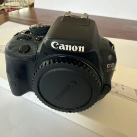 Canon EOS Kiss X7デジタル一眼レフカメラ 本体のみ 動作確認済み