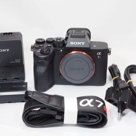 送料無料 美品 7895ショット SONY α7RV ILCE-7RM5 ボディー フルサイズ ミラーレス カメラ ソニー [管SO9412 カメラの多成堂