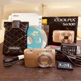 【美品】Nikon COOLPIX S6300 ニコン クールピクス デジカメ
