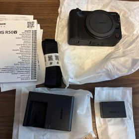 Canon EOS R50v ボディ
