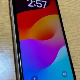 iPhone 11 64GB ホワイト（SIMフリー）