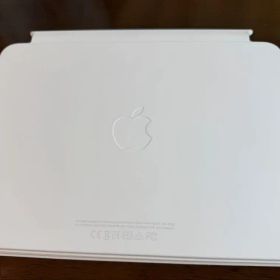 第10世代iPad（A16）Magic Keyboard Folio