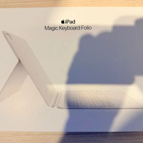 Apple iPad Magic Keyboard Folio 日本語