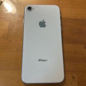 iPhone 8 64GB SIMフリー完動品