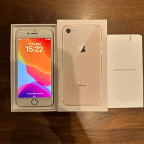 Apple iPhone 8 Gold 64GB 本体（バッテリー100%）