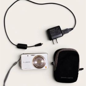 Panasonic LUMIX DMC-FX80 本体
