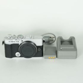 [美品 | シャッター数3,988回] OLYMPUS PEN E-P7 [ボディ シルバー] | マイクロフォーサーズマウント