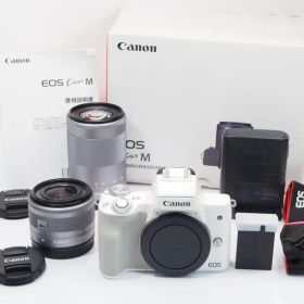 送料無料 動作確認済み【 美品 】Canon EOS Kiss M ホワイト 15-45mmSTM 55-200mm STM 純正Wズームセット キヤノン カメラ [管CN6348] 【 カメラの多成堂 】
