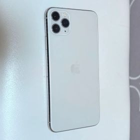 iPhone 11 Pro Max シルバー 本体