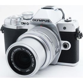 オリンパス ミラーレス OLYMPUS OM-D E-M10 Mark III レンズキット シルバー Wi-Fi搭載 中古 スマホに送れる 新品SDカード付き 届いてすぐに使える 動画撮影