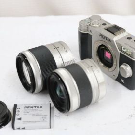 【返品保証】 ペンタックス Pentax Q10 15-45mm F2.8 ED 5-15mm F2.8-4.5 バッテリー付き ミラーレス一眼 e16633