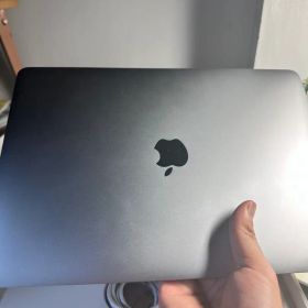 【充放電16回】MacBook Air13インチ2020 i5/8GB/512G