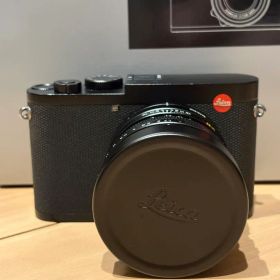 Leica Q2【付属品あり】