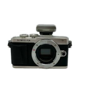 【全品ポイント10倍！要エントリー】【期間限定セール】OLYMPUS デジタル一眼カメラ PEN Lite E-PL7 シルバー【中古】