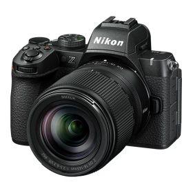 【当店オリジナル3年延長保証付】ニコン Z50II 18-140 VR レンズキット