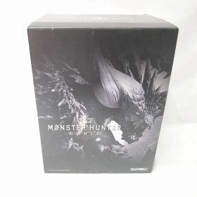 【8/4(火)20時〜全品ポイント10倍！要エントリー】カプコン CAPCOM PS4 モンスターハンター：ワールドコレクターズエディション CPCS-01136 【中古】