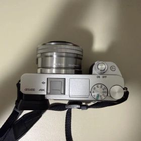 SONY α6400 16-50mmレンズキット+2xバッテリー+64GB