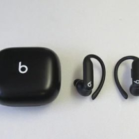 【中古品】Beats by Dr.Dre Powerbeats Pro 2 ビーツ 完全ワイヤレスイヤホン ジェットブラック 送料無料！
