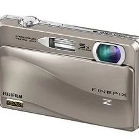 【中古】(非常に良い)FUJIFILM デジタルカメラ FinePix Z700EXR シルバー FX-Z700EXR S
