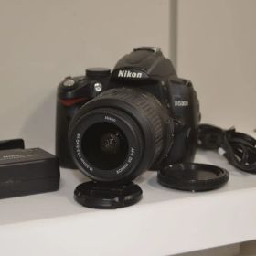Nikon D5000 ＆AFS18-55mm VR セット【1,278枚】