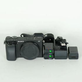 [並品 | シャッター数126,753回｜バッテリー2個付] SONY α6400（ILCE-6400） [ボディ ブラック] | SONY Eマウント