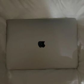 Apple MacBook Pro M2 512GB 16GB 13.3インチ