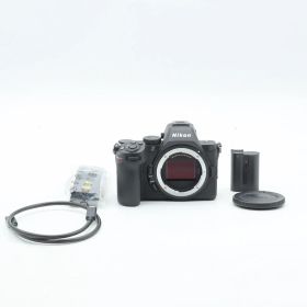 【ショット数2,188】Nikon Z5II ボディ｜フルサイズ ミラーレス一眼 Zマウント 5軸手ブレ補正 6K動画対応 ニコン【中古】