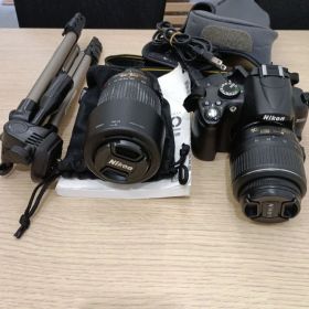 Nikon D5000 ダブルズームキット 本体