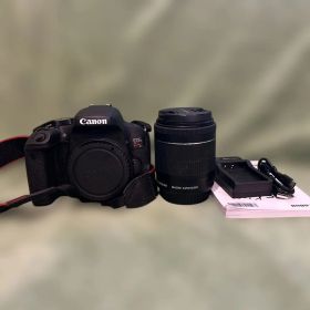 Canon デジタル一眼レフ EOS Kiss X9i レンズキット 動作良好