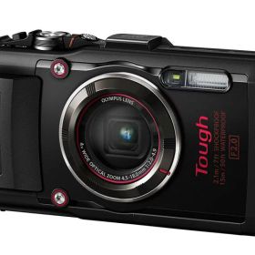 【中古】【整備済み品】 OLYMPUS デジタルカメラ STYLUS TG-4 Tough ブラック 1600万画素CMOS F2.0 15m 防水 100kgf耐荷重 GPS+電子コンパス&amp;内蔵Wi-Fi TG-4 BLK
