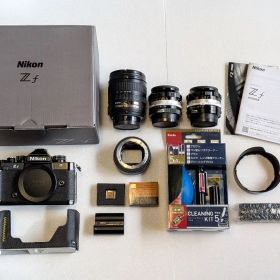 Nikon Zf ボディ ブラック 付属品多数