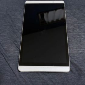 docomo dtab d-02H シルバー 本体