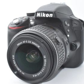 【美品】Nikon D3300 18-55 VR IIレンズキット ブラック