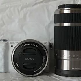 【中古】「非常に良い」SONY ミラーレス一眼 α5000 ダブルズームレンズキット ホワイト ILCE-5000Y-W