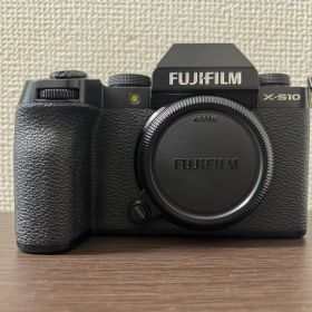 FUJIFILM X-S10 ボディのみ